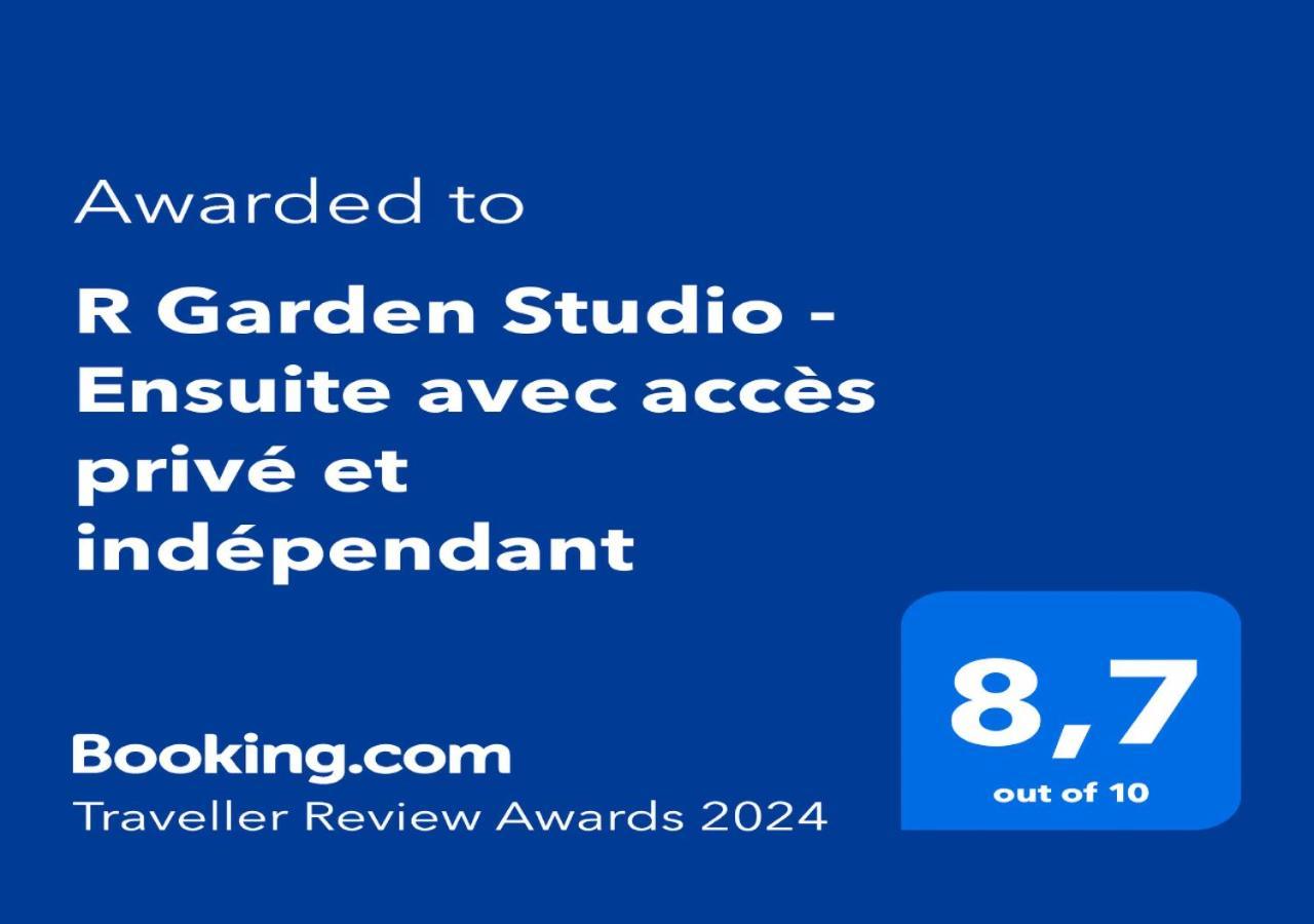 R Garden 1 - Ensuite Avec Acces Prive Et Independant Holiday home Baie-du-Tombeau